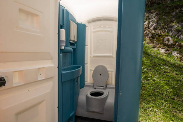 Portable Toilet Options We Offer in Overton, TX